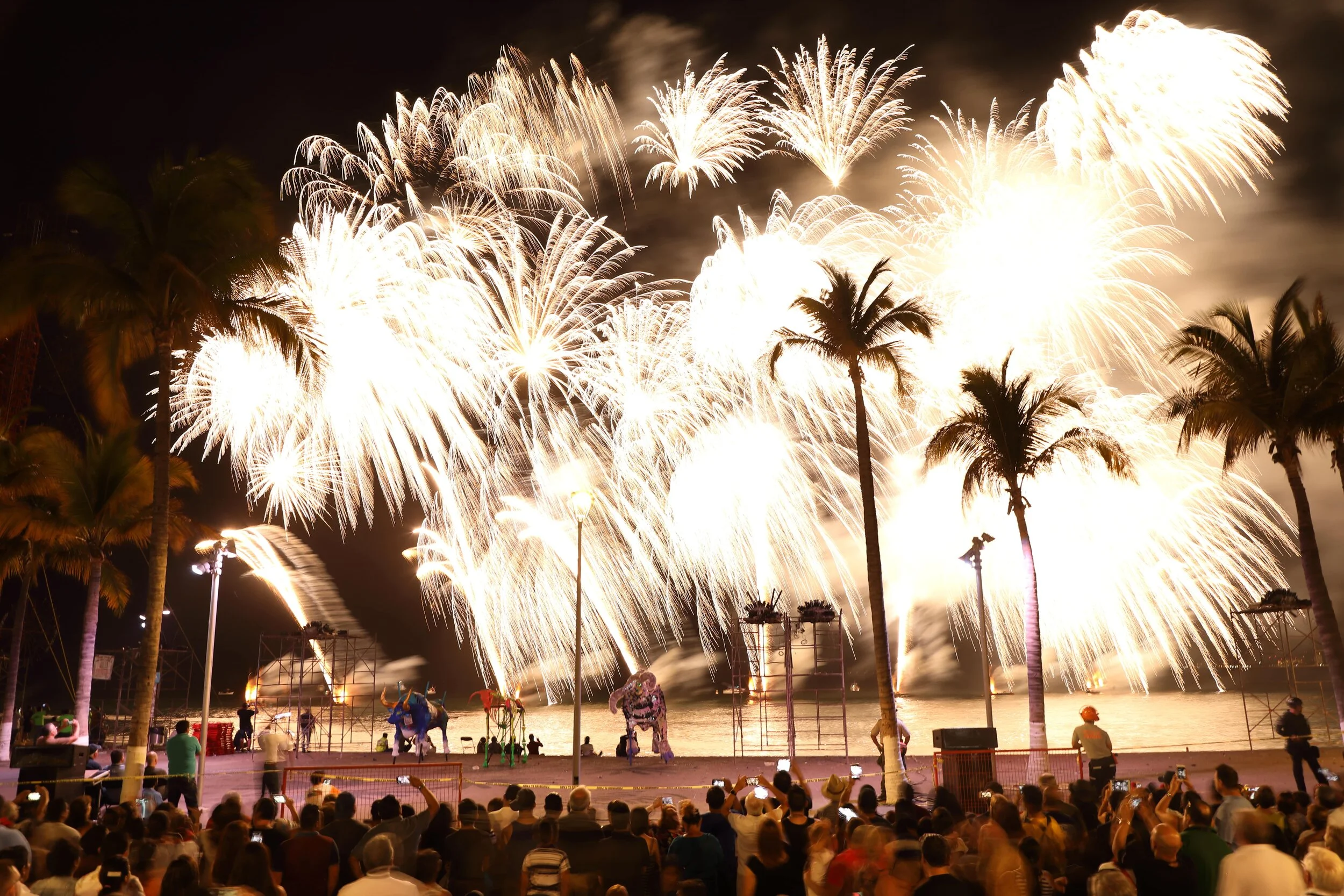 Cheap Fireworks UK with Amazing Quality Deals